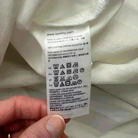 TOMMY HILFIGER BOYFRIEND FIT WHITE ON WHITE BUTTON DOWN BLOUSE SIZE MEDIUM - Picture 7 of 9